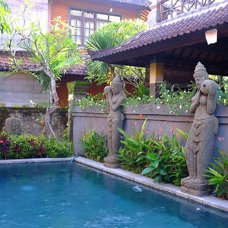 Villa Pecatu Ubud Exterior photo