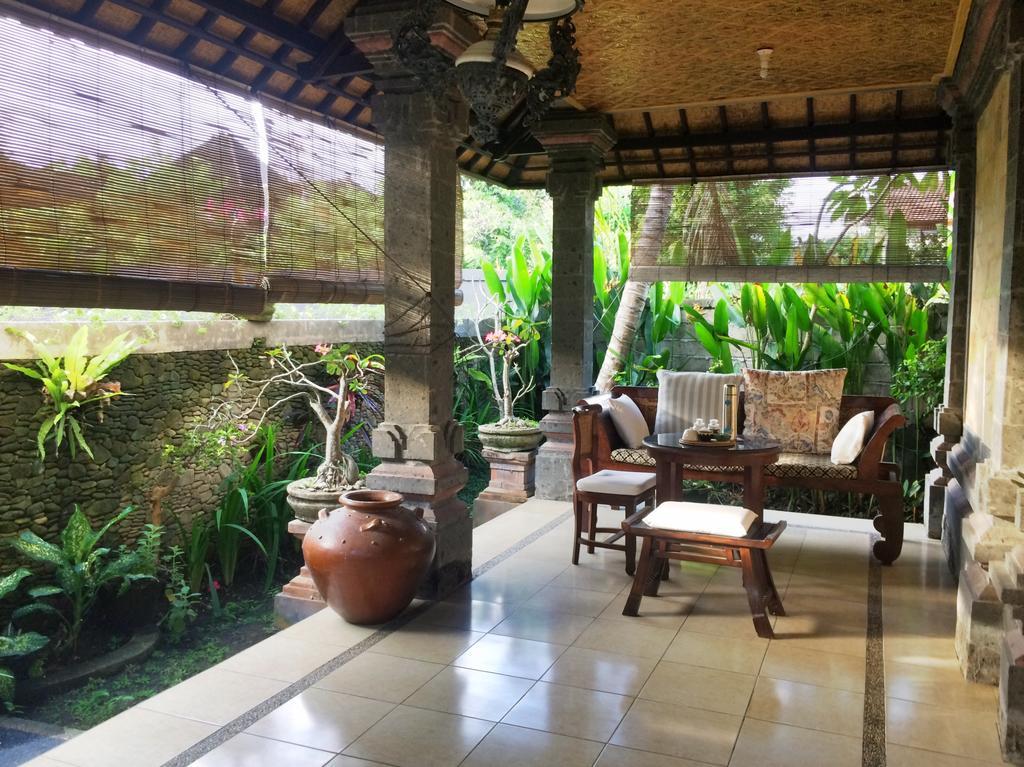 Villa Pecatu Ubud Exterior photo