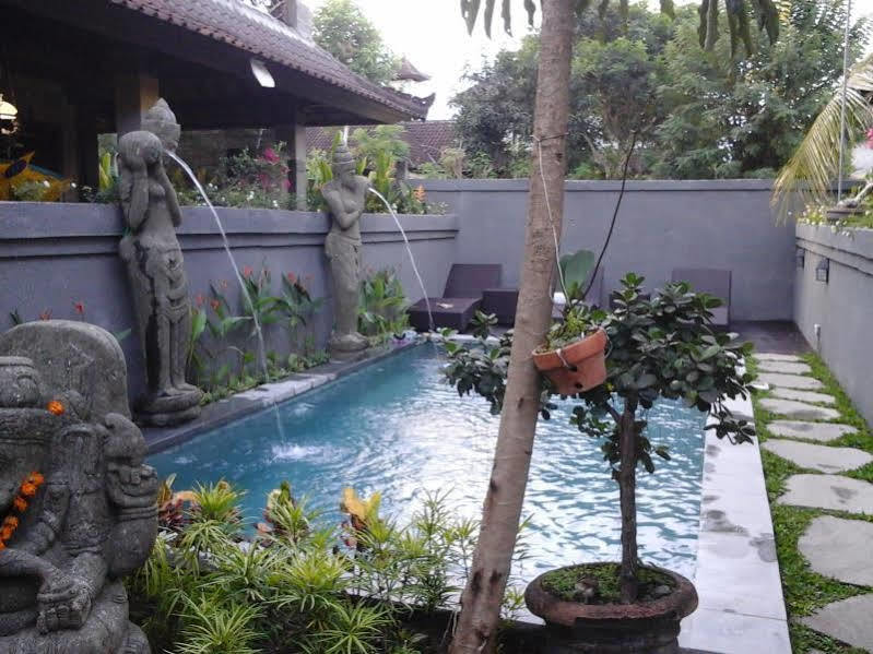 Villa Pecatu Ubud Exterior photo