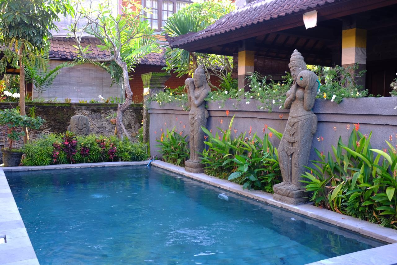 Villa Pecatu Ubud Exterior photo